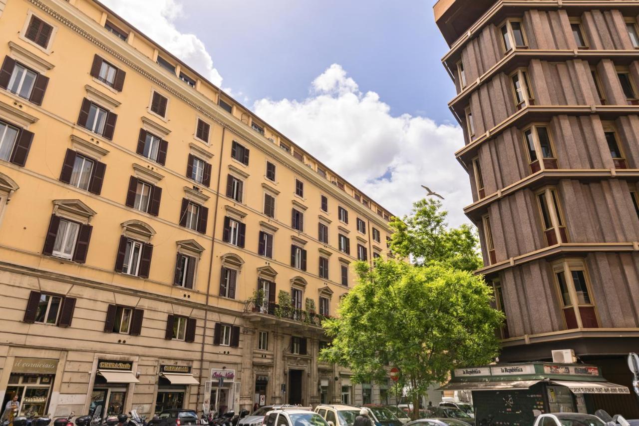 Buzzstays - Stylish Apartments Vatican Rome Downtown ภายนอก รูปภาพ